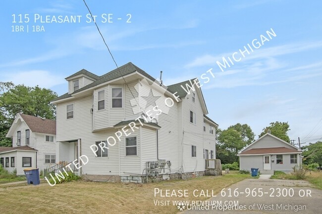 Building Photo - 115 Pleasant St SE