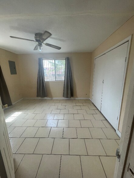 Building Photo - 103 Riverview Ct