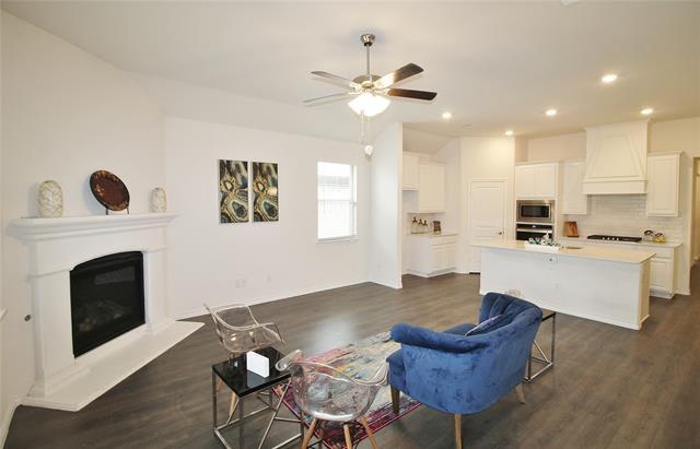 Building Photo - 4130 Ellinger Dr