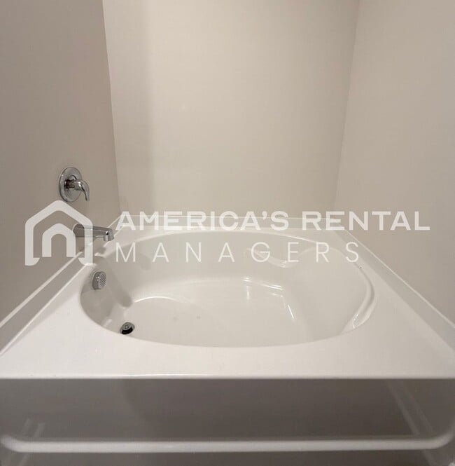 Building Photo - Your New Home Awaits in Hunter's Point at Innsbrooke in Pinson, AL! Available to View Now!