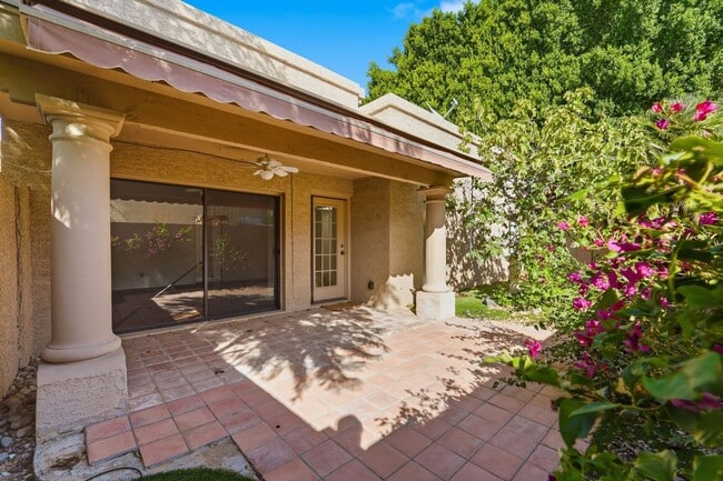 Building Photo - Welcome to this stunning 3-bedroom, 2-bathroom home in the heart of Scottsdale, AZ *RENT SPECIAL*