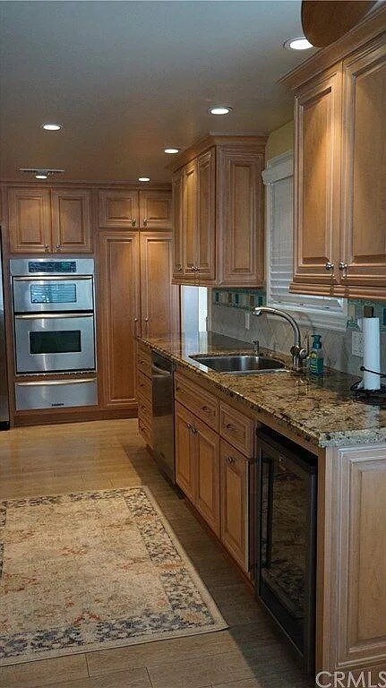 Building Photo - 126 E Arthur Ave