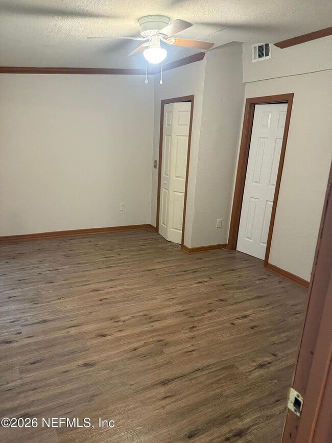 Building Photo - 156 Willow Branch Ave