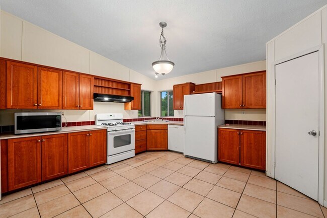 Building Photo - 13507 W Stella Ln