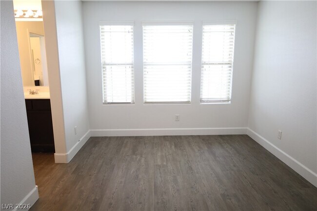 Building Photo - 5469 Atrium Woods Ln