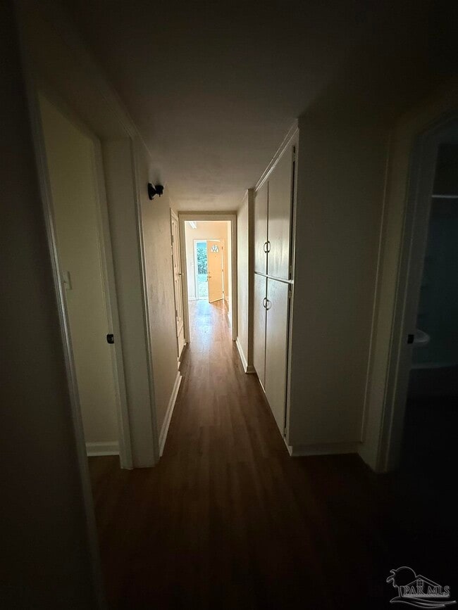 Building Photo - 202 Emerald Ave