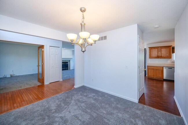 Building Photo - 7798 Greene Farm Dr