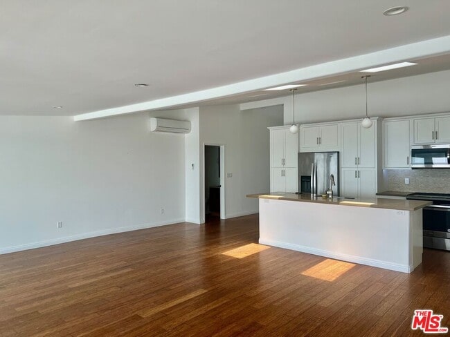 Building Photo - 25164 Malibu Rd