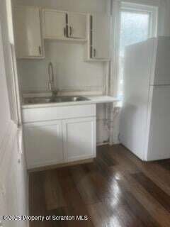 Building Photo - 126 N Lincoln Ave