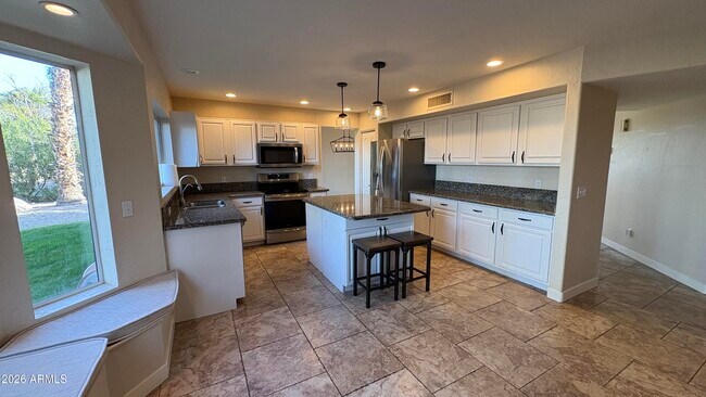 Building Photo - 19638 N 73rd Ave