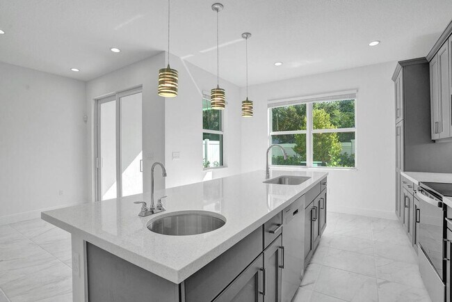 Building Photo - Gorgeous New 3 bedroom 2.5 Townhouse in Deerfield Beach, Sandpiper Pointe (2 Story)