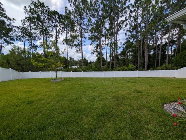 Building Photo - 1456 Autumn Pines Drive