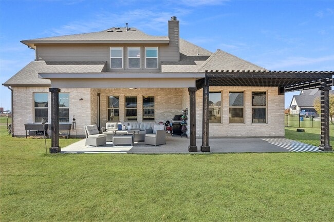 Building Photo - 1124 Macgregor Ln