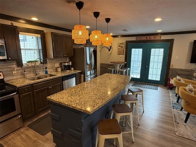 Building Photo - 15504 Enid Dr