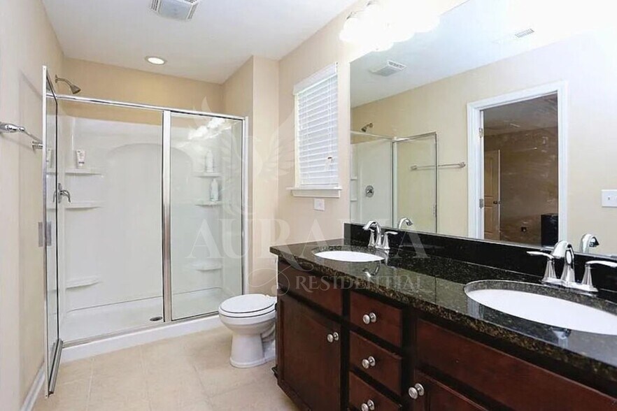 Building Photo - 451 Shakespeare Dr