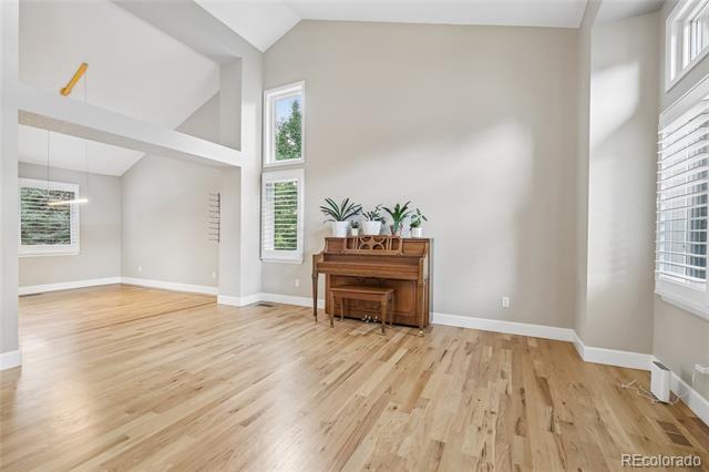 Building Photo - 5940 S Cimarron Way