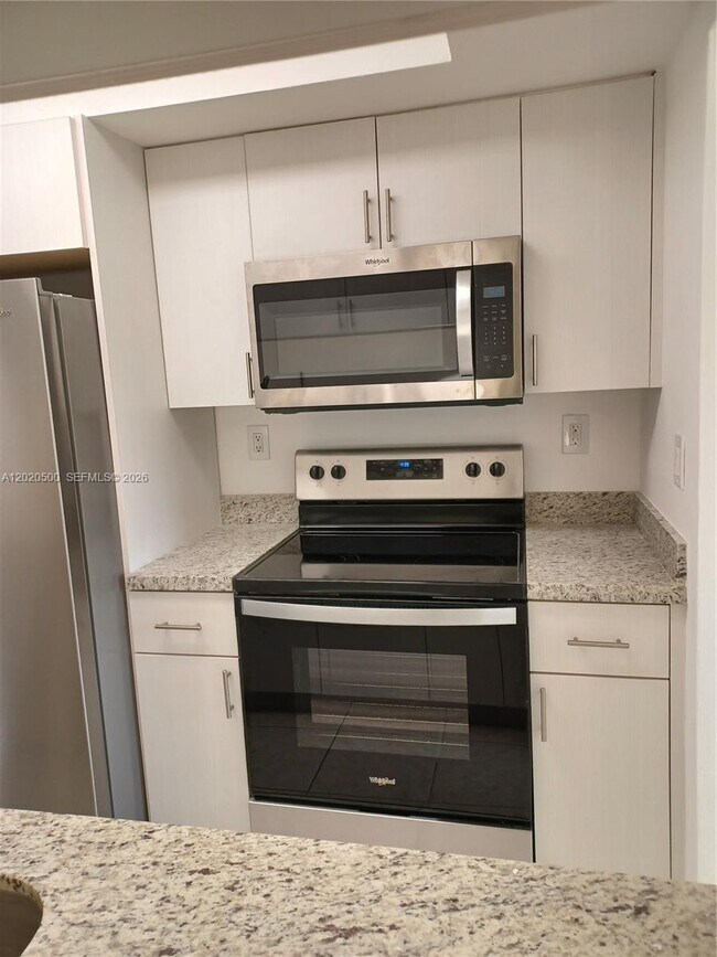Building Photo - 8275 SW 152nd Ave