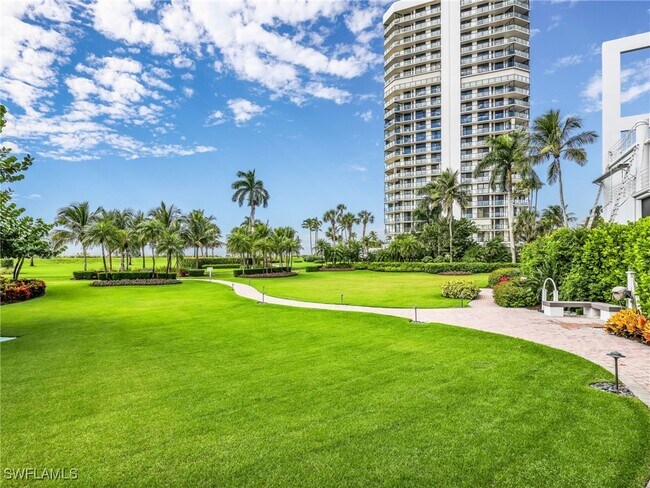 Building Photo - 4751 Gulf Shore Blvd N