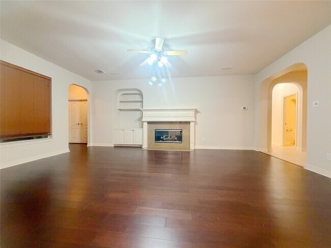 Building Photo - 5714 Brennan Ridge Ln