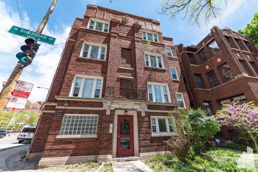 Building Photo - 7735 N Sheridan Rd