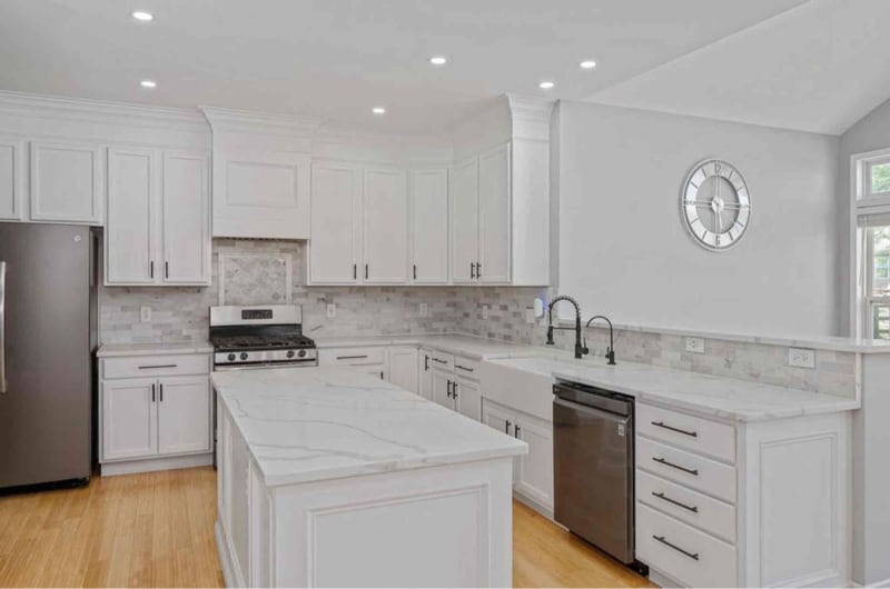 Building Photo - 8174 Colyn Ct