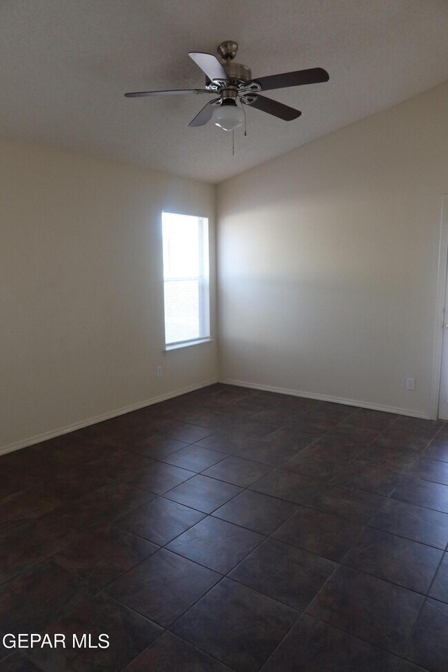 Building Photo - 3704 Leticia St