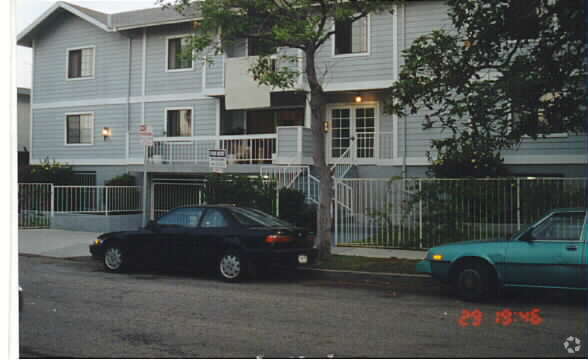 Building Photo - 3635 Veteran Ave