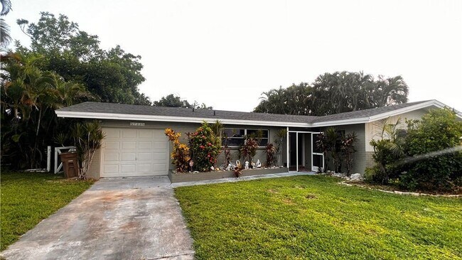 Building Photo - 733 Sesame Ct