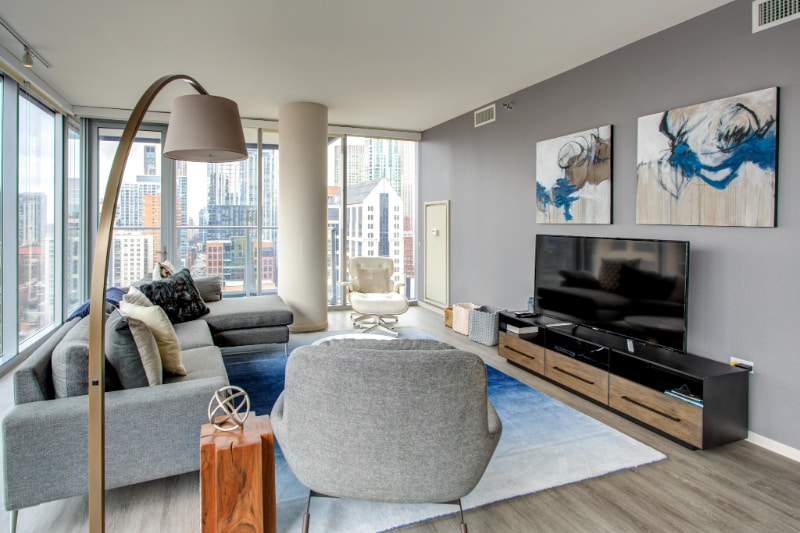 Building Photo - 12 E Huron St