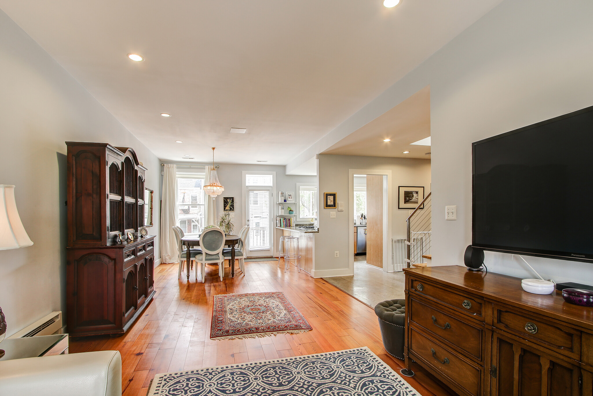 Open Concept (View of Dining Area) - 1362 Otis Pl NW