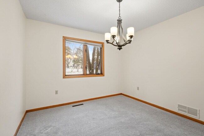 Building Photo - 9173 Princeton Rd