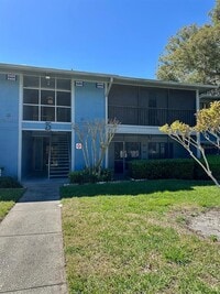 Building Photo - 2446 Oak Park Way