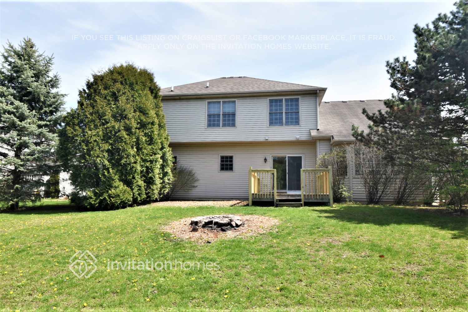 Building Photo - 16332 Hidden River Dr