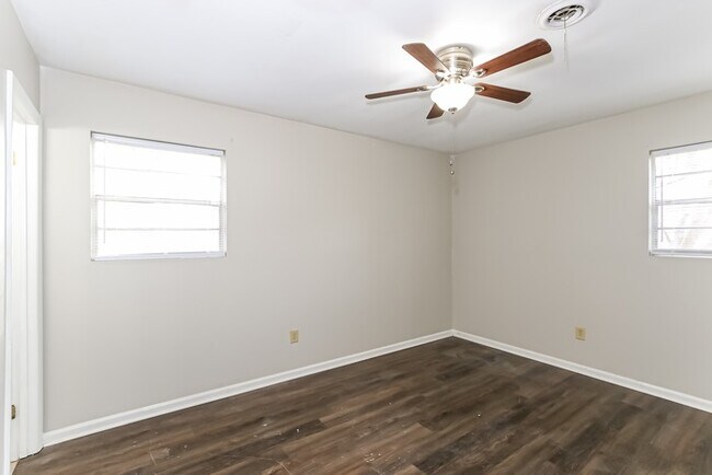 Building Photo - Charming Brick Ranch in Augusta, GA