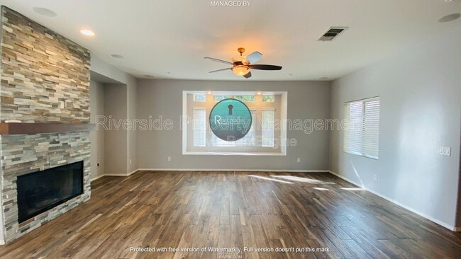 Building Photo - 4938 Ficus Ct