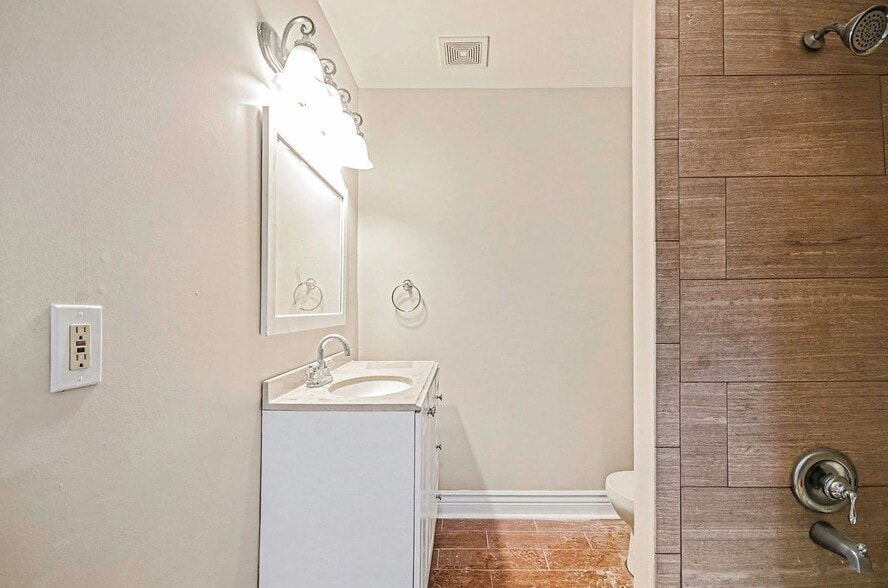 Building Photo - 30657 Hidden Pines Ln