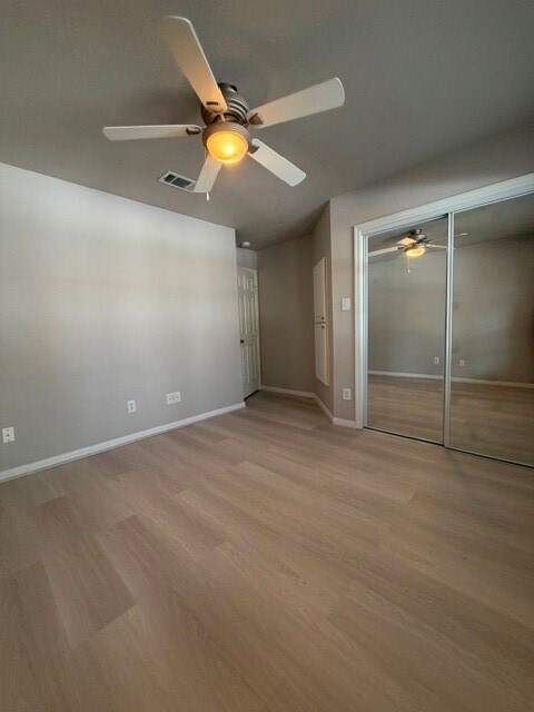 Building Photo - 54 E Misty Dawn Dr