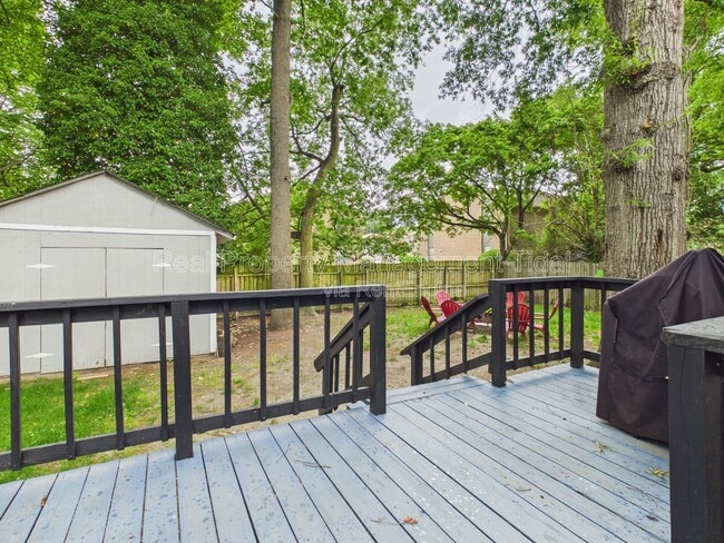 Building Photo - 7803 Nesbitt Dr