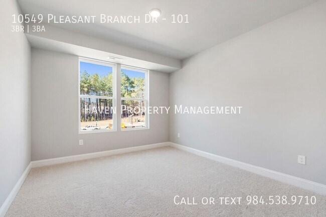 Building Photo - 10549 Pleasant Branch Dr