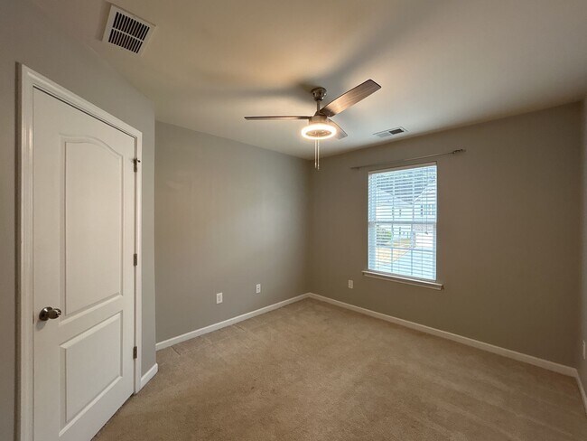 Building Photo - T.R. Lawing Realty Property