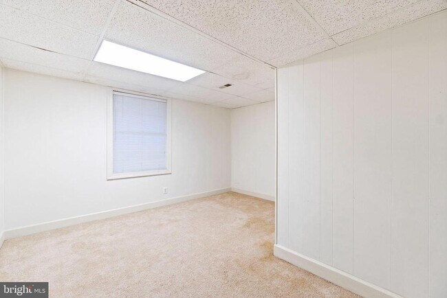 Building Photo - 1818 Panarama Ct