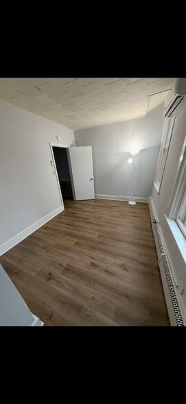 Building Photo - 313 North St