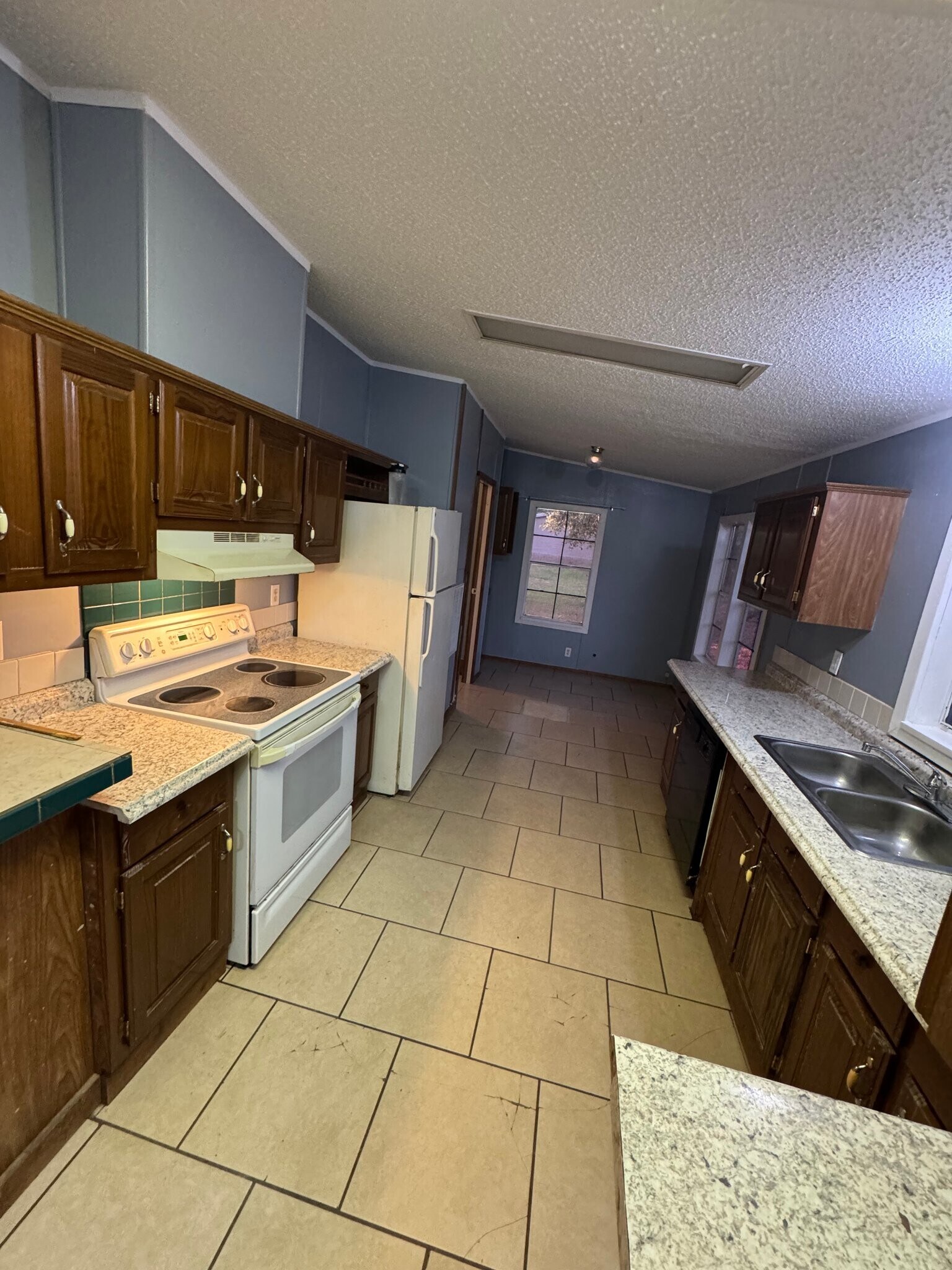 Building Photo - 286 Vestry Rd