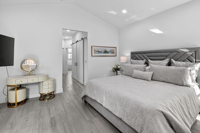 Building Photo - 6668 NW 25th Terrace