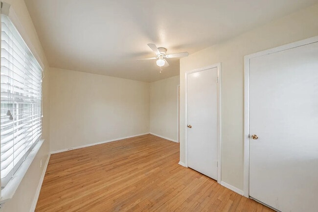 Building Photo - 1522 W Tucker Blvd