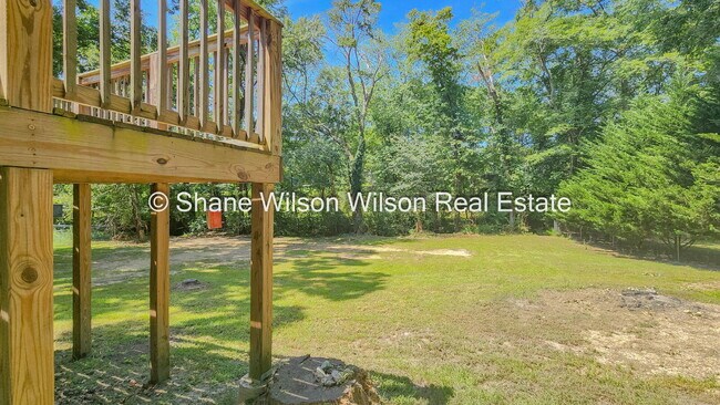 Building Photo - Charming 3-Bedroom 1.5-Bath Home in Chickamauga! Come see it today!