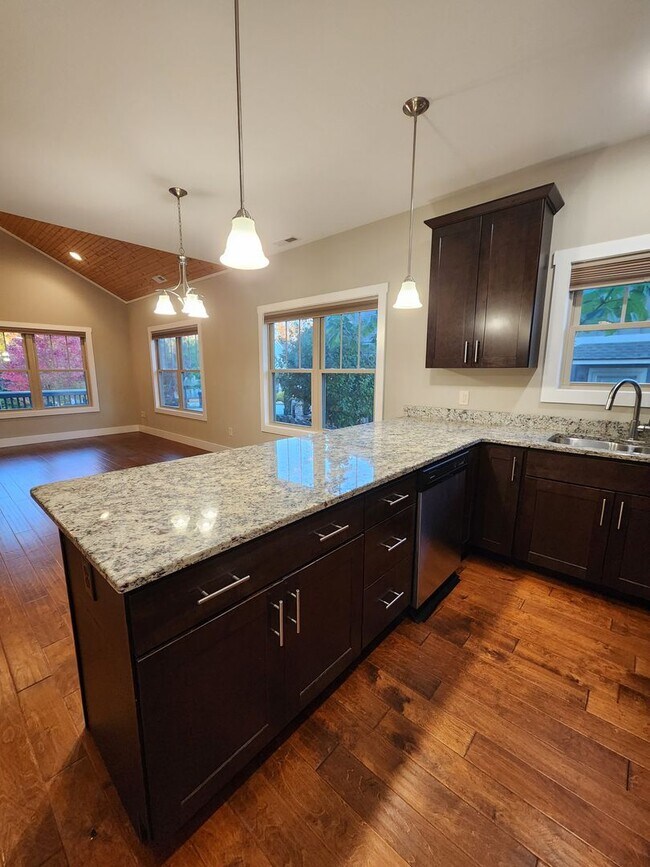 Building Photo - Arden Rental!