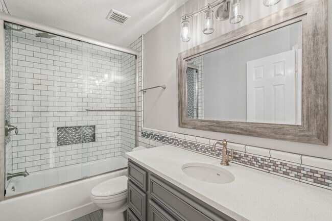 Building Photo - 18418 Kenmark Ln