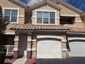 Building Photo - Spacious 2 bedroom 2 bath condo