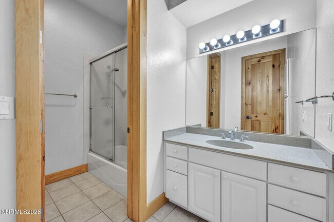 Building Photo - 54 Bennington Ct